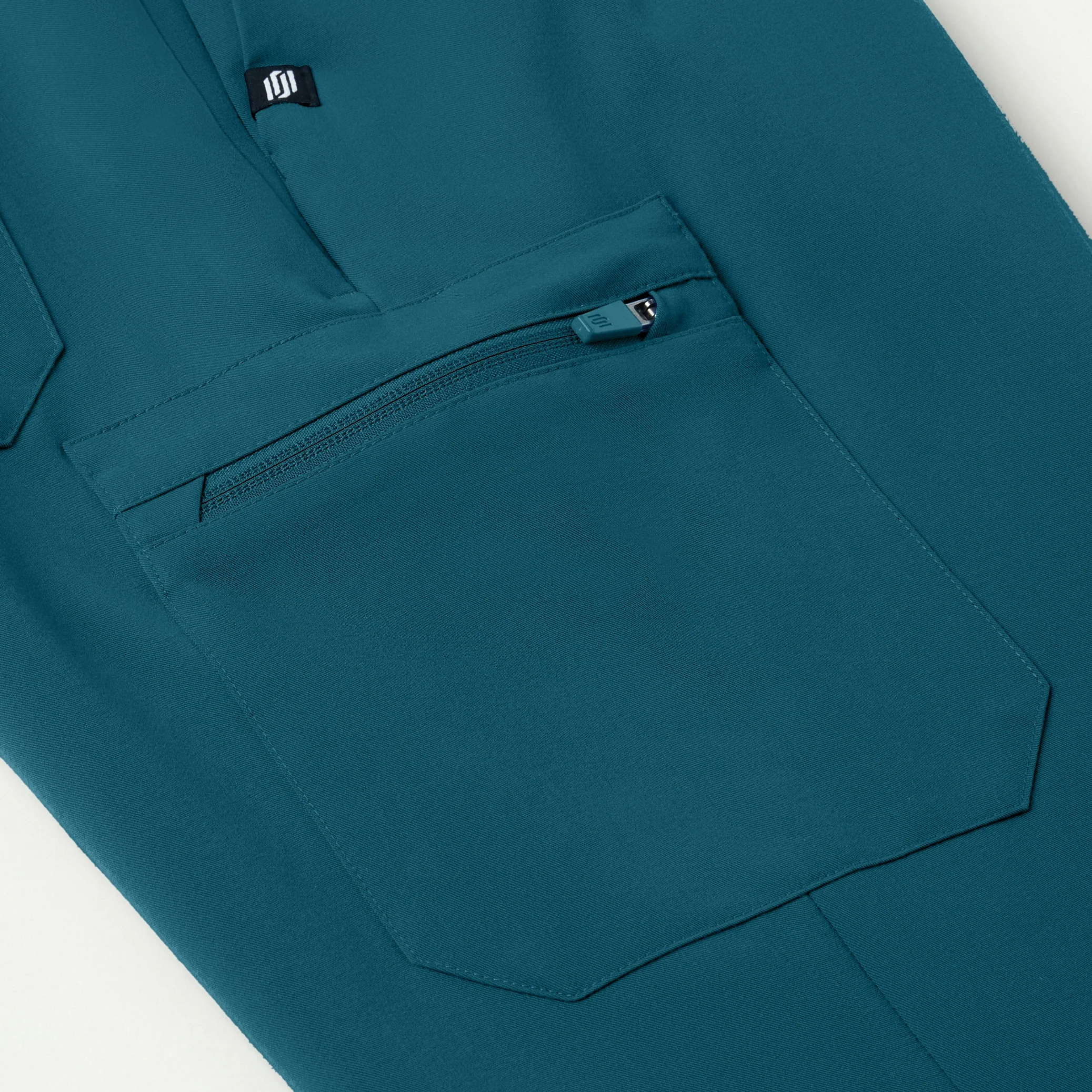 Osmo 8-Pocket Scrub Jogger - Caribbean Blue - Image 6