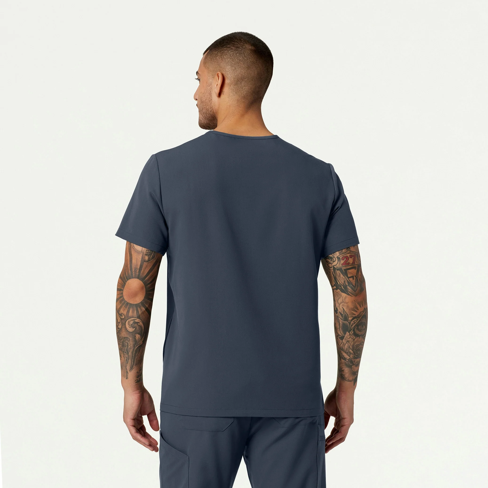 Platt 3-Pocket Scrub Top - Carbon Gray - Image 4