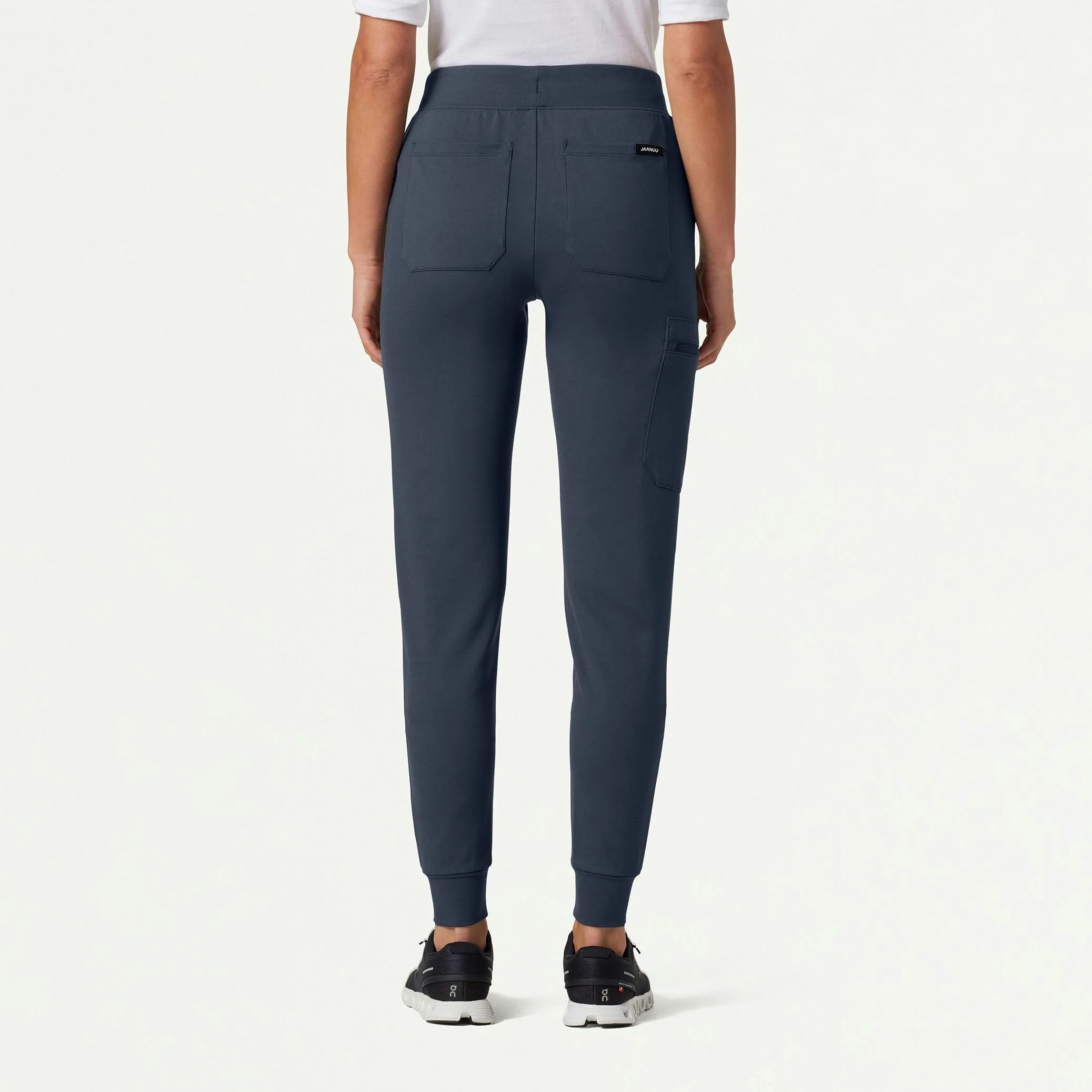 The Indi Outlast® Underscrub Set - Carbon Gray - Image 2