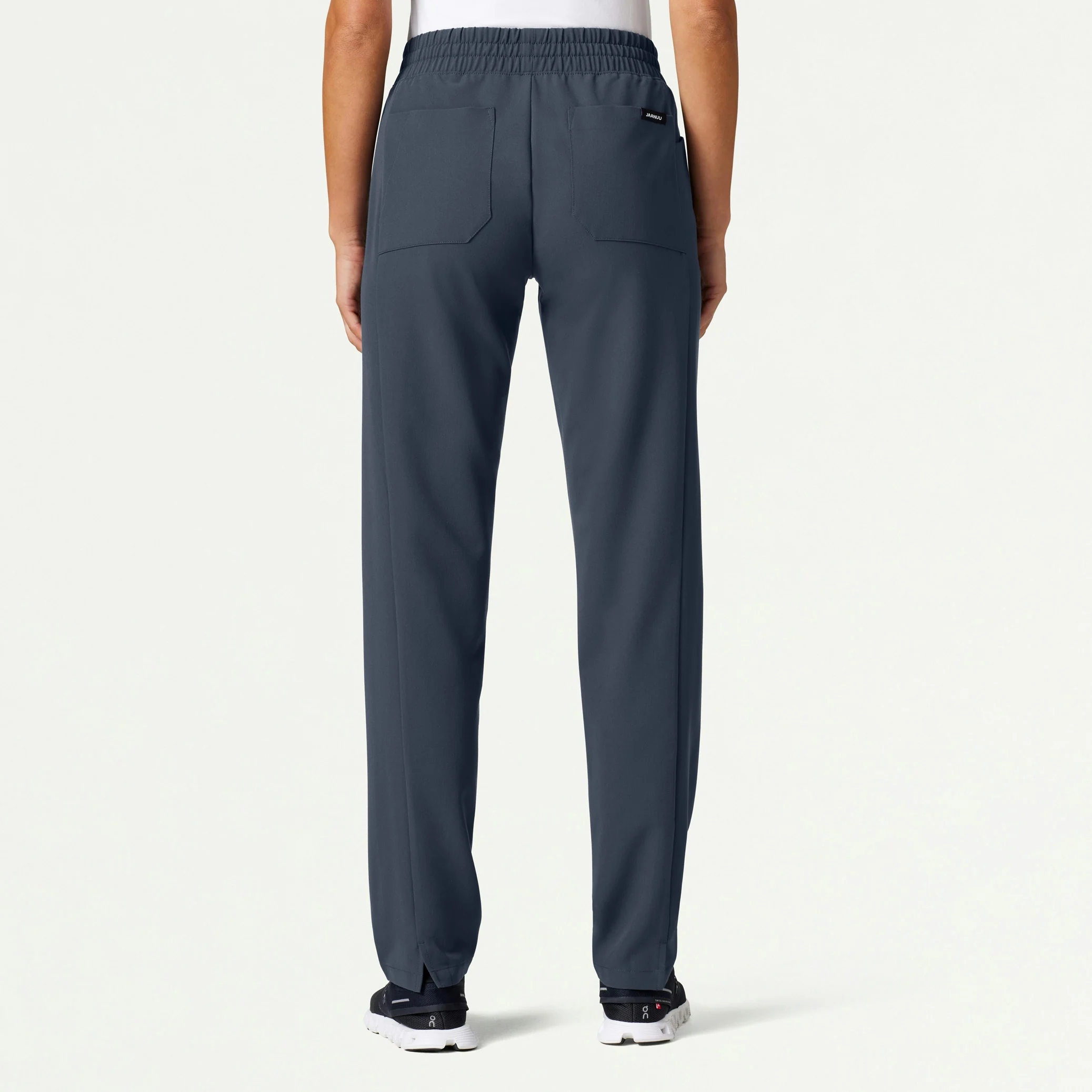 The Jensen Outlast® Underscrub Set - Carbon Gray - Image 2