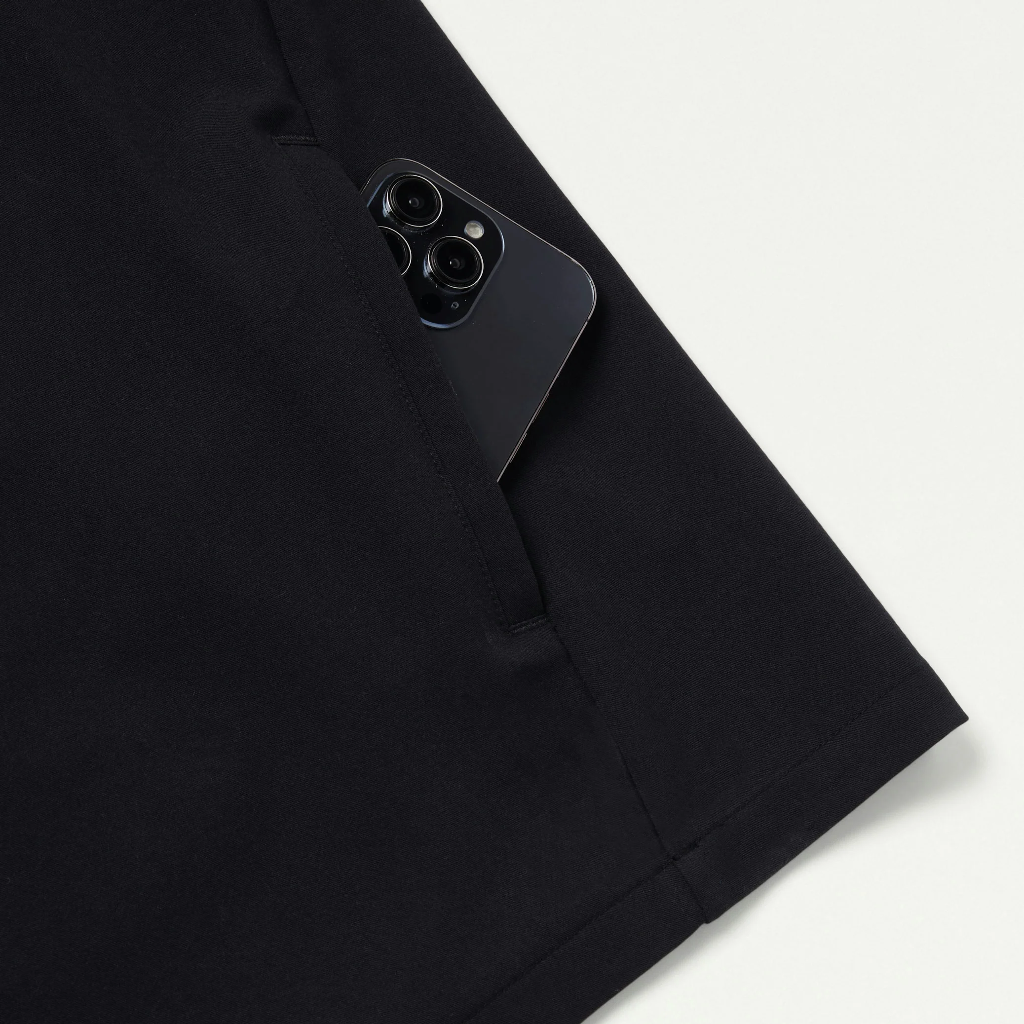 The 11-Pocket Scrub Set - Black - Image 4