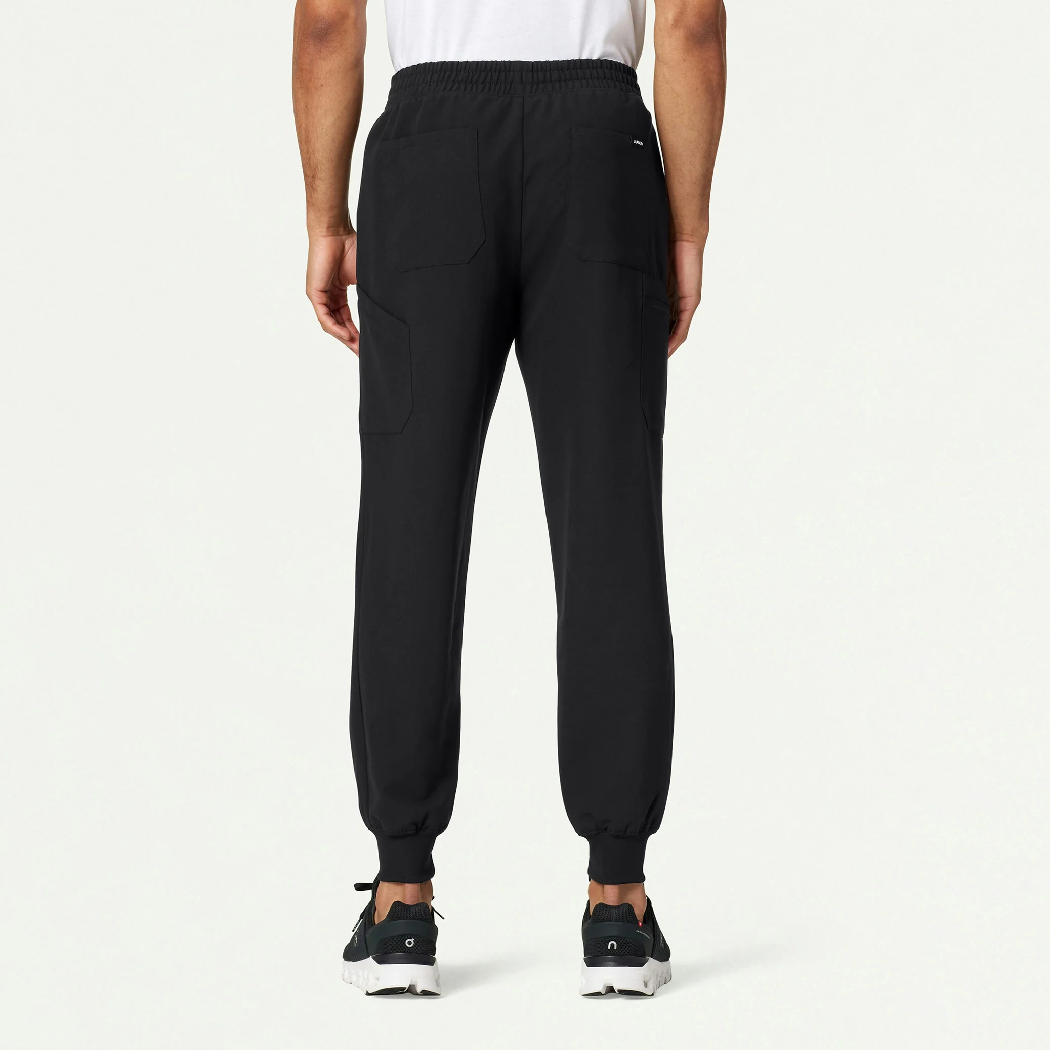 The Performance Scrub Set - Black - Image 5