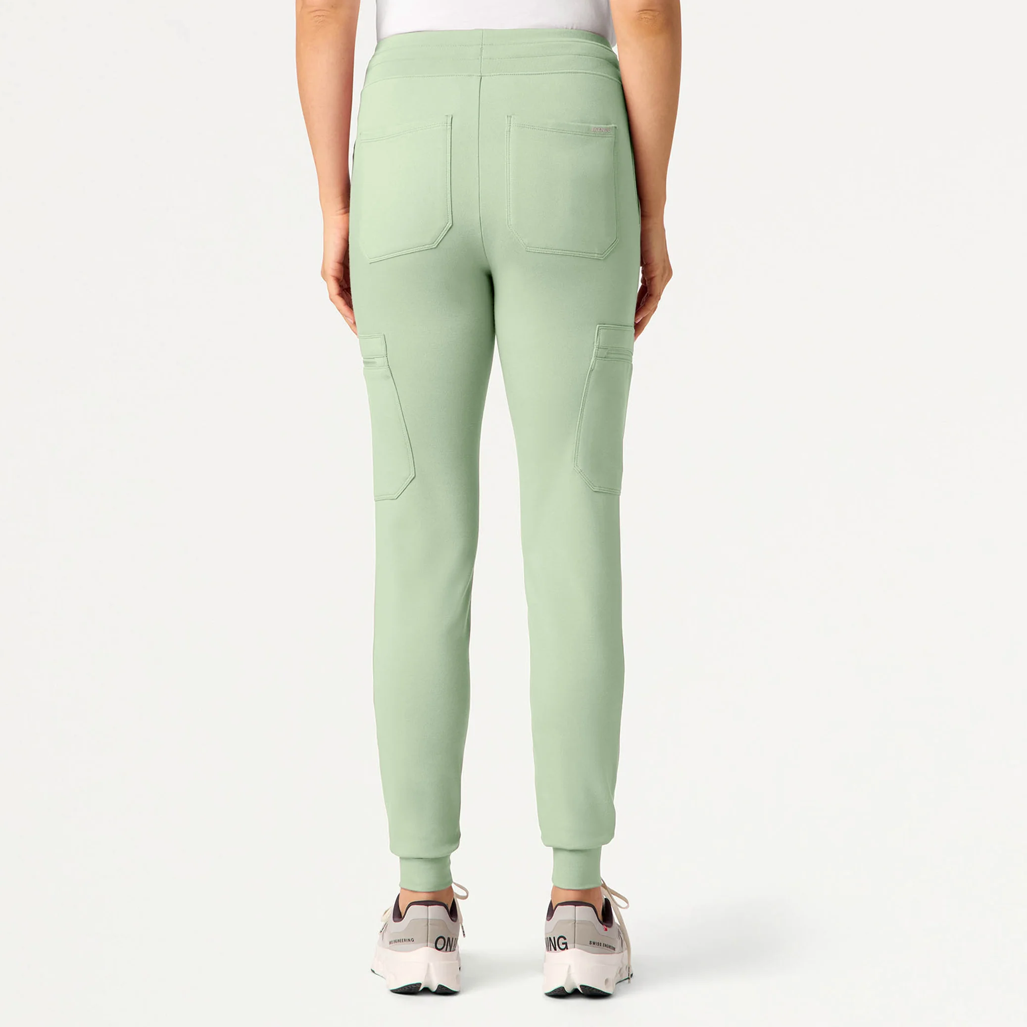 The 14-Pocket UltraSOFT™ Scrub Set - Mint - Image 5