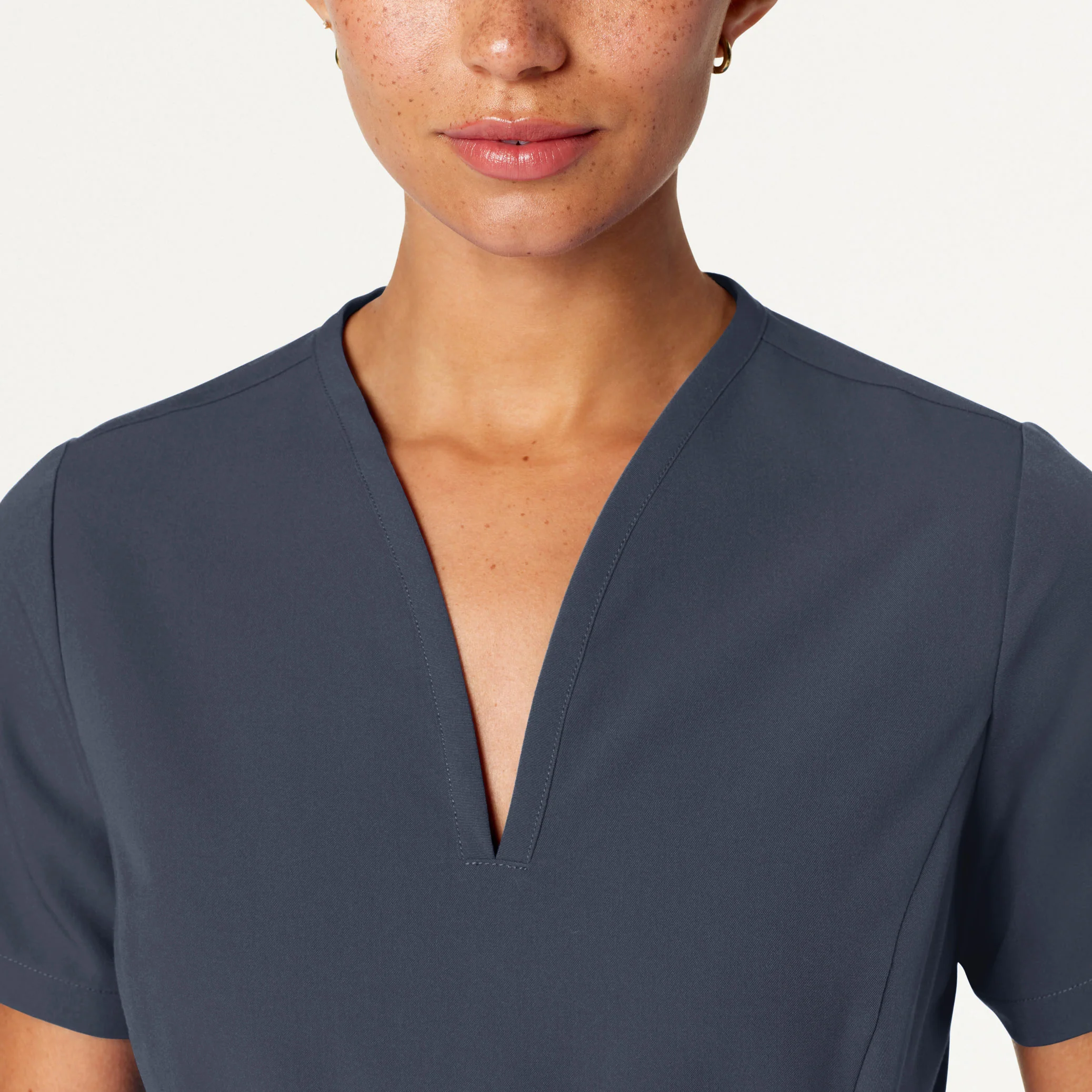 Calix Fit & Flare Scrub Top - Carbon Gray - Image 4
