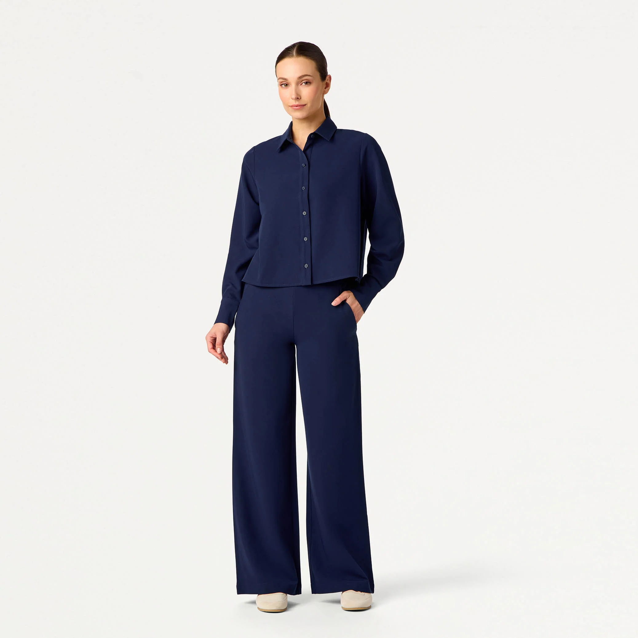 Kenna Cropped Button-Up Scrub Shirt - Midnight Navy - Image 2
