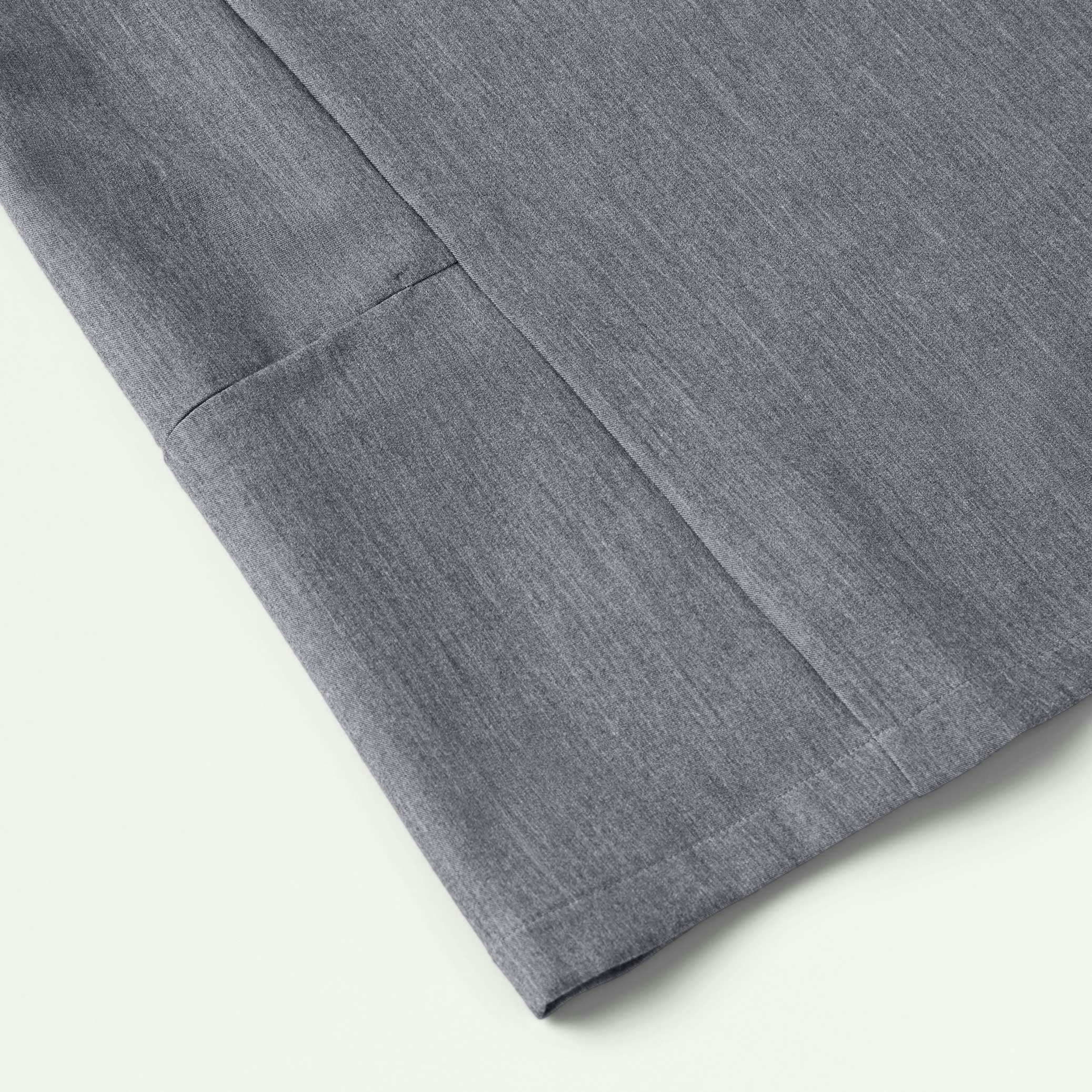 Magna 3-Pocket Scrub Top - Heather Gray - Image 8