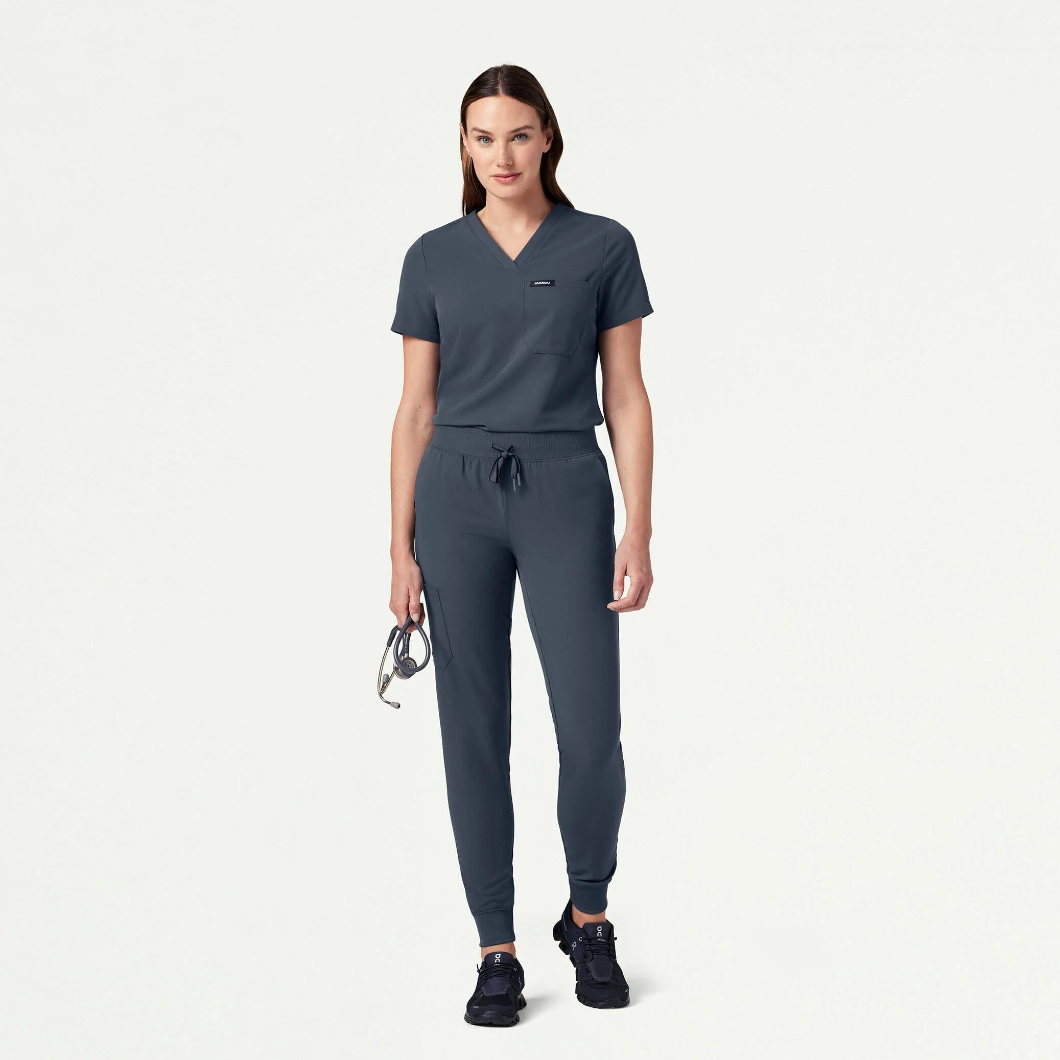 Rhena Slim Essential 1-Pocket Scrub Top - Carbon Gray - Image 2